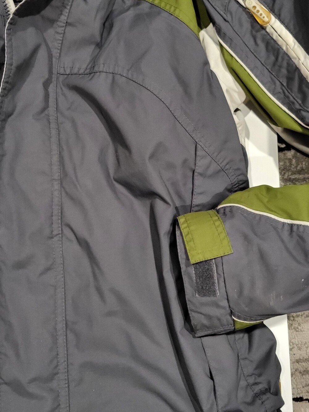 Columbia Men's Gray & Olive Hooded Vertex Winter Coat - Picture 5 of 9